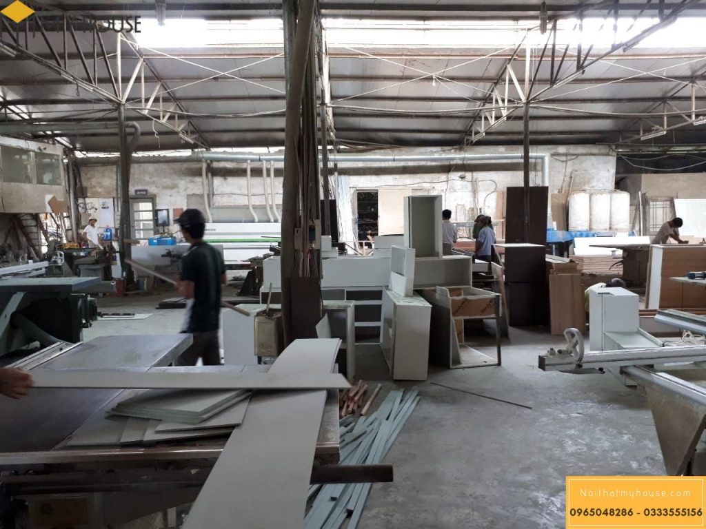 Sản xuất nội thất tại xưởng