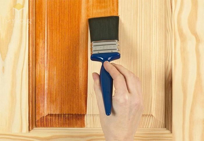 Vecni dùng để phủ lên các bề mặt trang trí đồ gỗ nội thất.