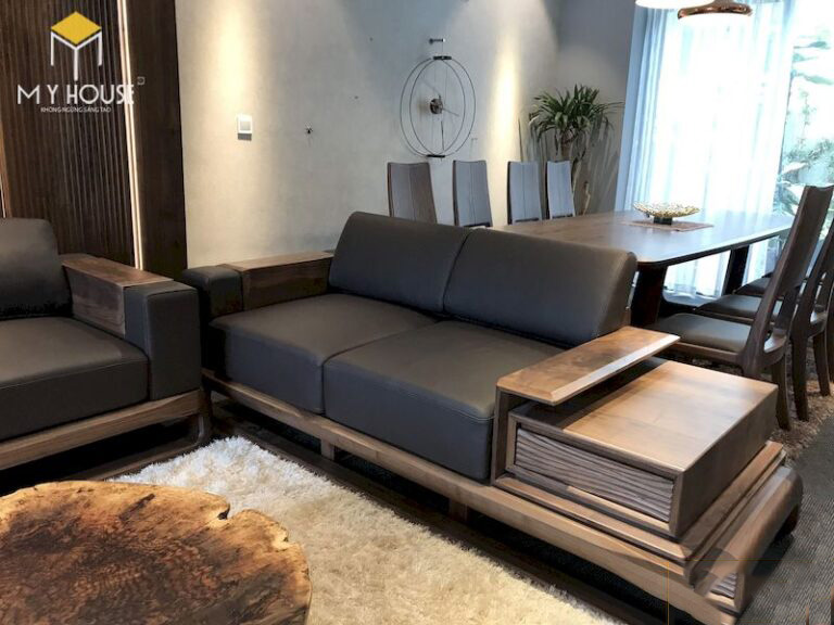 Showroom nội thất gỗ óc chó My House – Mẫu ghế sofa 2m2