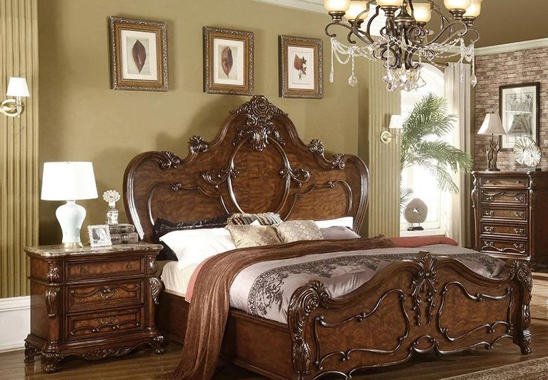 Mẫu nội thất phòng ngủ gỗ tự nhiên phong cách hoàng gia