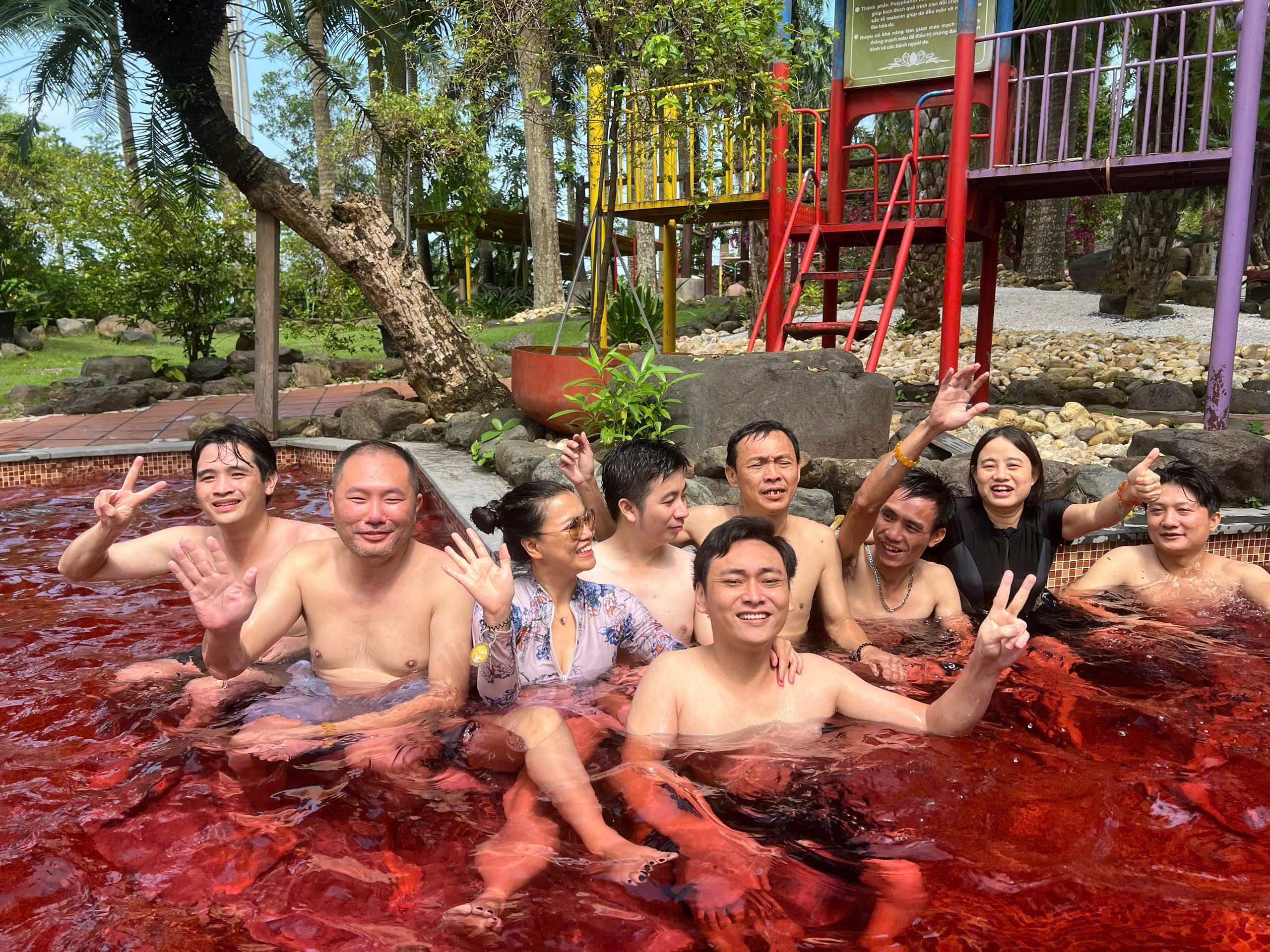 hoạt động team building tại resort asean