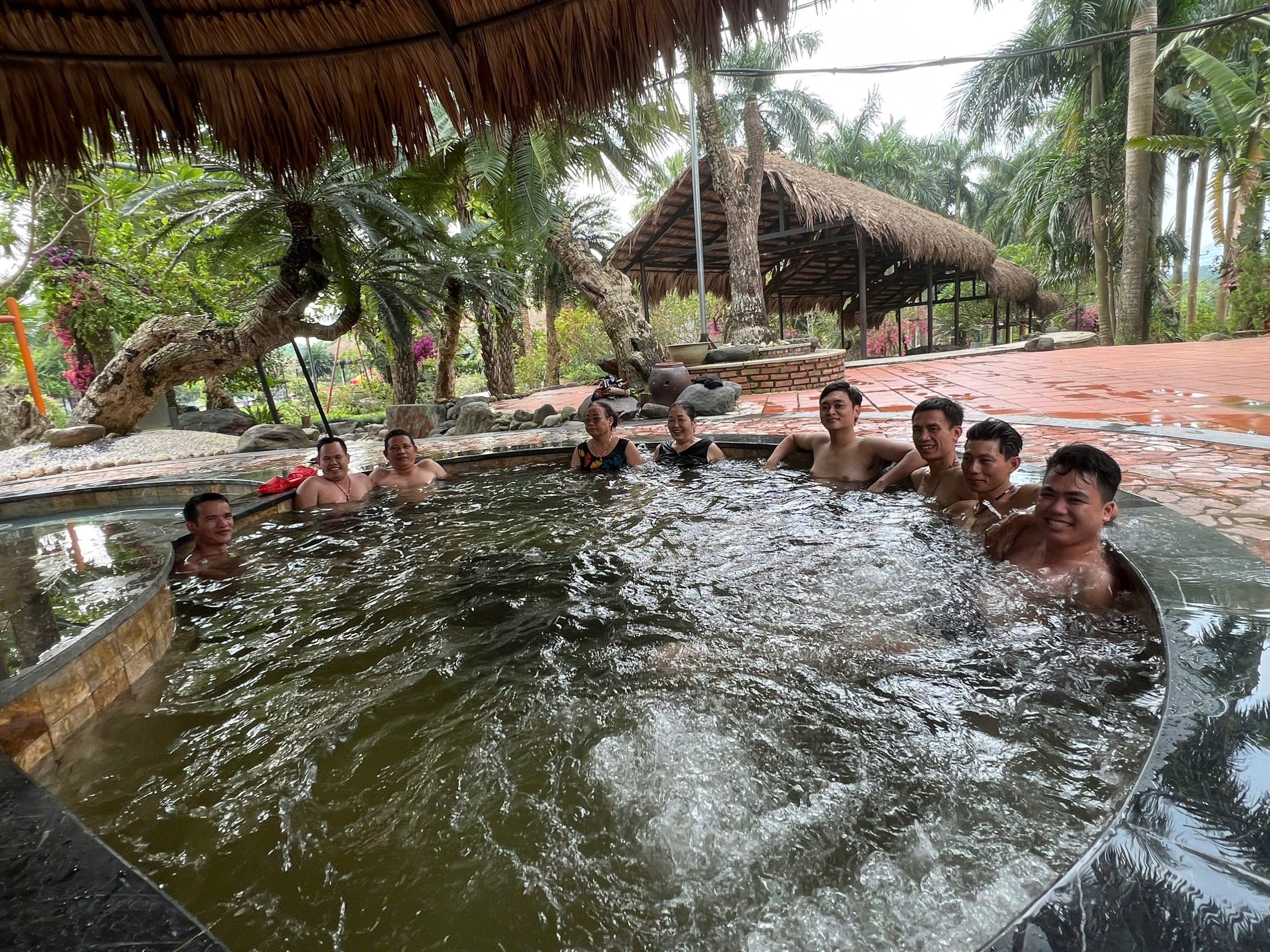 hoạt động team building tại resort asean